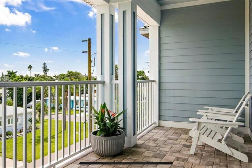 Luxurious Modern Townhouse Right Across Beach!! Table Tennis St. Pete Beach Exterior foto